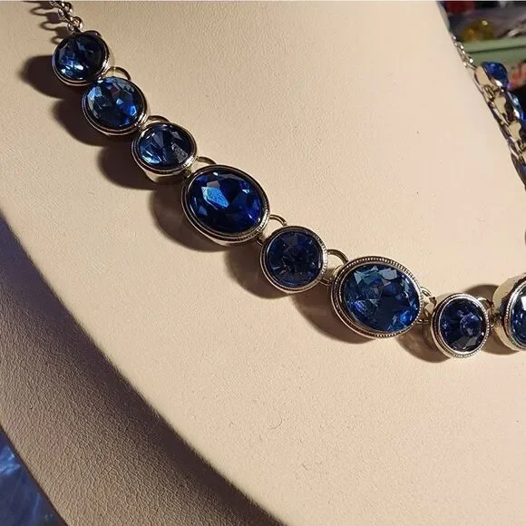 MONET Demi Parure Blue Rhinestone Necklace Vintage 18-inch - Picture 3 of 6